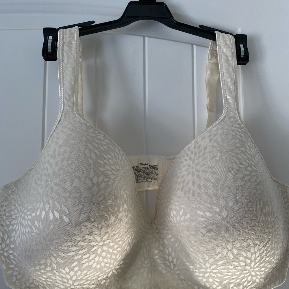 Playtex 42DD unwire bra.